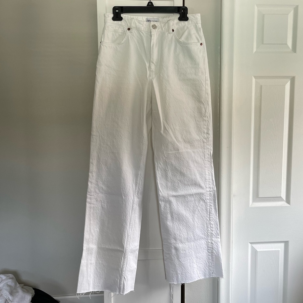 ZARA Wide Leg White Jeans SIZE 8